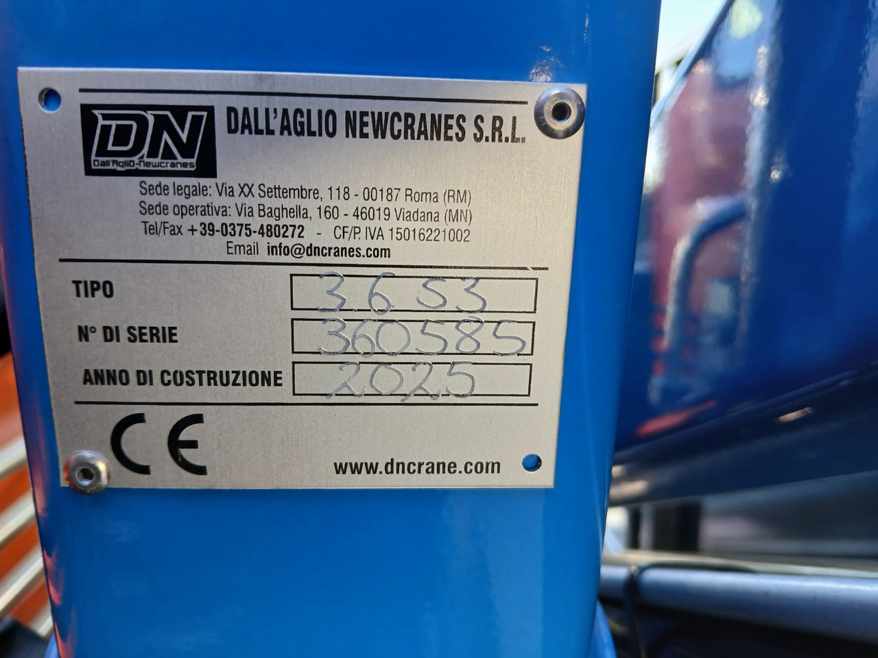 IVECO DAILY 35-140 - Camion grue: photos 3 IVECO DAILY 35-140 - Camion grue: photos 3