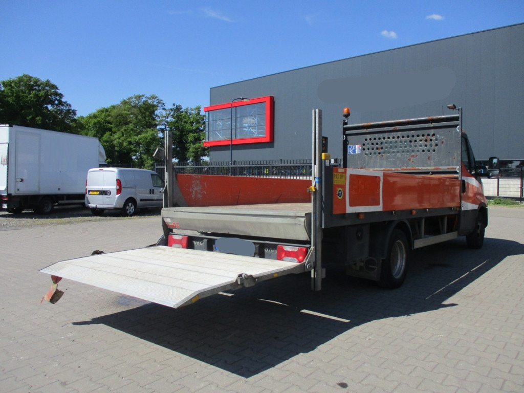 IVECO DAILY 35-140 - Fourgon plateau: photos 5 IVECO DAILY 35-140 - Fourgon plateau: photos 5
