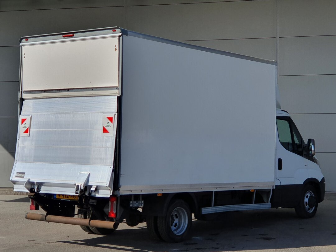 IVECO DAILY 35C15 - Fourgon utilitaire: photos 5 IVECO DAILY 35C15 - Fourgon utilitaire: photos 5