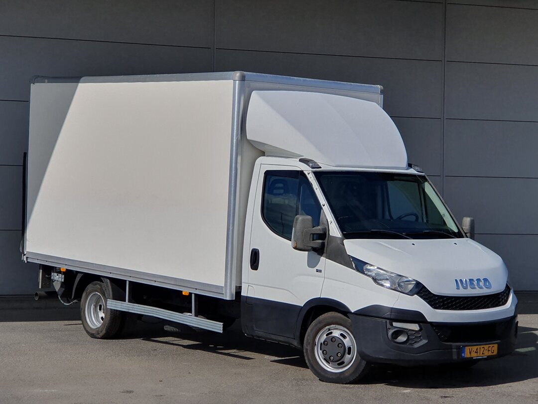 IVECO DAILY 35C15 - Fourgon utilitaire: photos 4 IVECO DAILY 35C15 - Fourgon utilitaire: photos 4