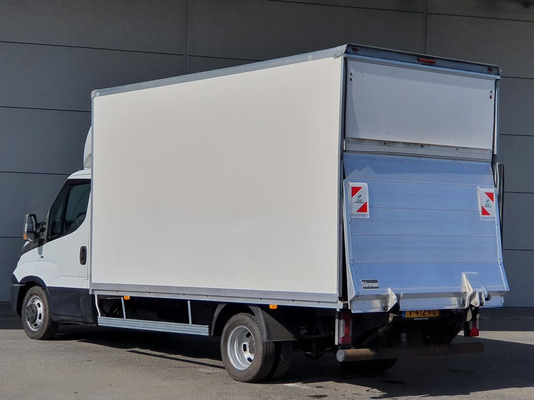 IVECO DAILY 35C15 - Fourgon utilitaire: photos 2 IVECO DAILY 35C15 - Fourgon utilitaire: photos 2