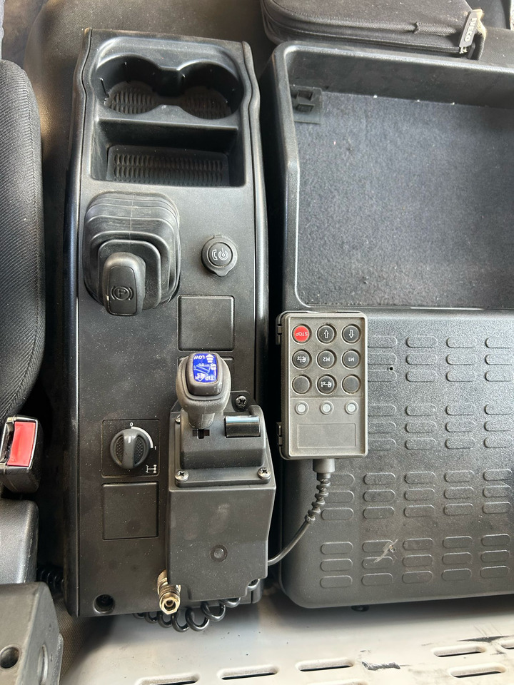 IVECO EUROCARGO 140-250 - Camion grue, Camion benne: photos 5 IVECO EUROCARGO 140-250 - Camion grue, Camion benne: photos 5