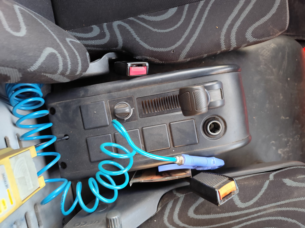 IVECO EUROCARGO 180E25 - Camion grue, Camion grue: photos 5 IVECO EUROCARGO 180E25 - Camion grue, Camion grue: photos 5