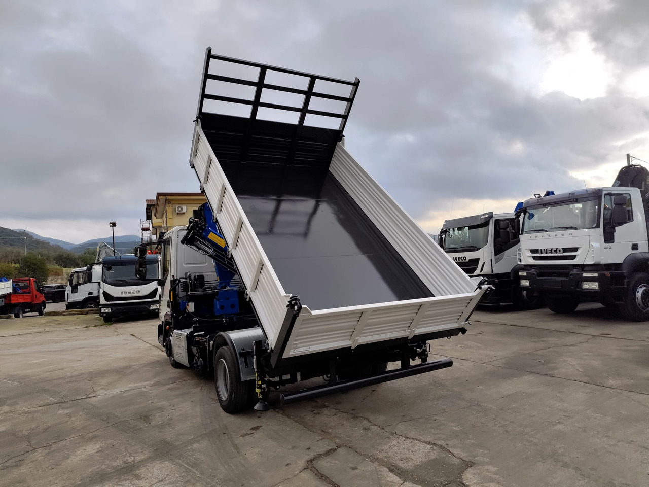 Camion benne, Camion grue IVECO EUROCARGO 75-160: photos 6