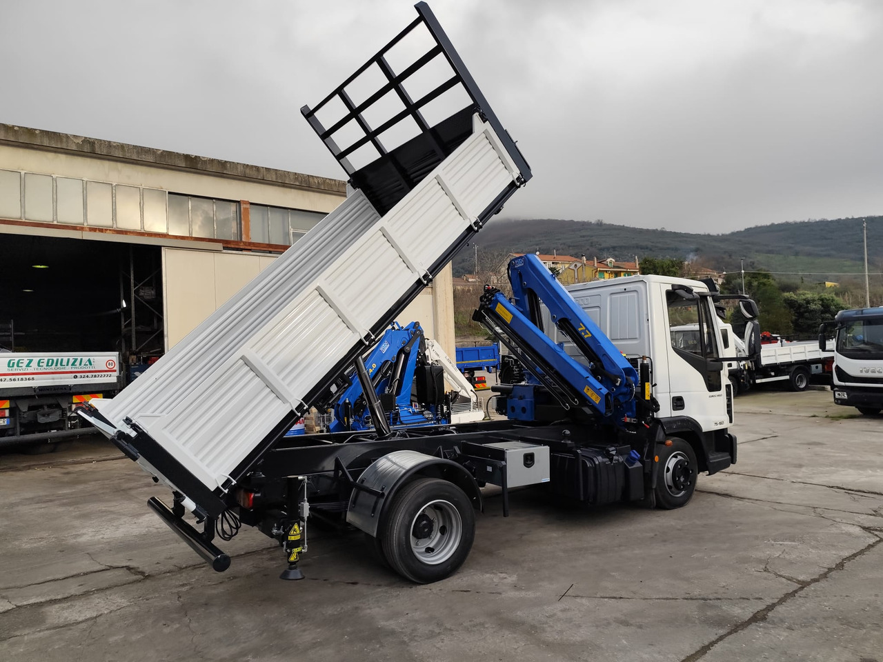 Camion benne, Camion grue IVECO EUROCARGO 75-160: photos 7