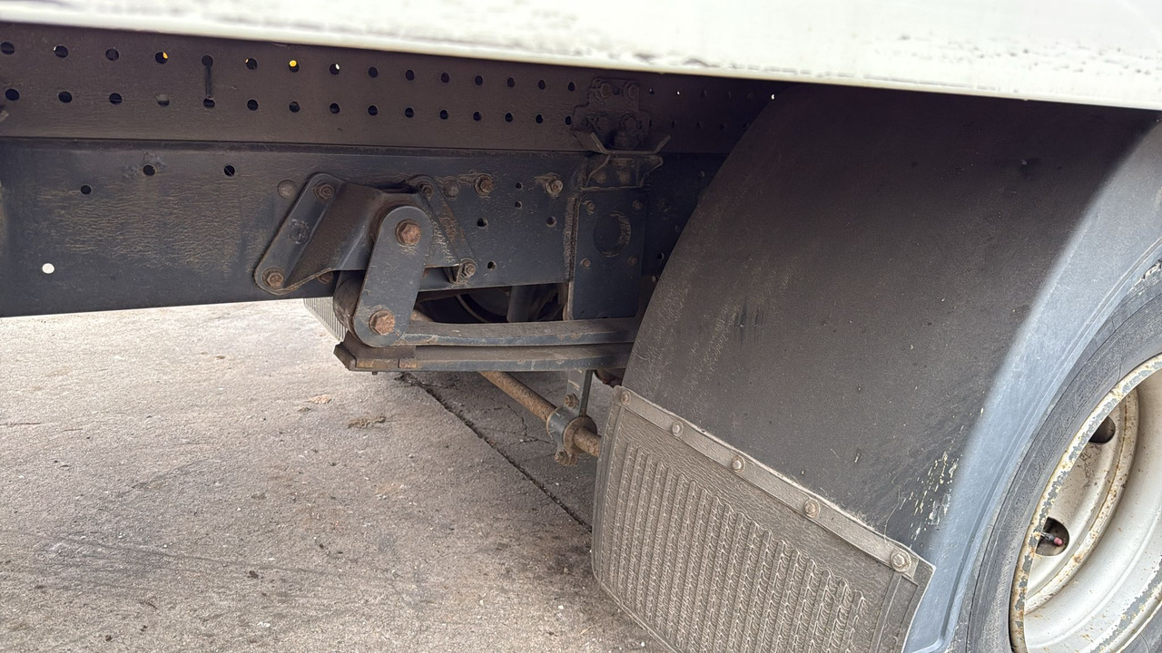 IVECO EUROCARGO 80-190 - Châssis cabine: photos 5 IVECO EUROCARGO 80-190 - Châssis cabine: photos 5