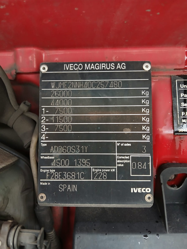 IVECO STRALIS AD 260S31 - Châssis cabine: photos 5 IVECO STRALIS AD 260S31 - Châssis cabine: photos 5