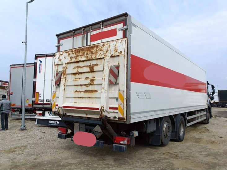 IVECO STRALIS AD 260S31 XP - Camion fourgon: photos 5 IVECO STRALIS AD 260S31 XP - Camion fourgon: photos 5