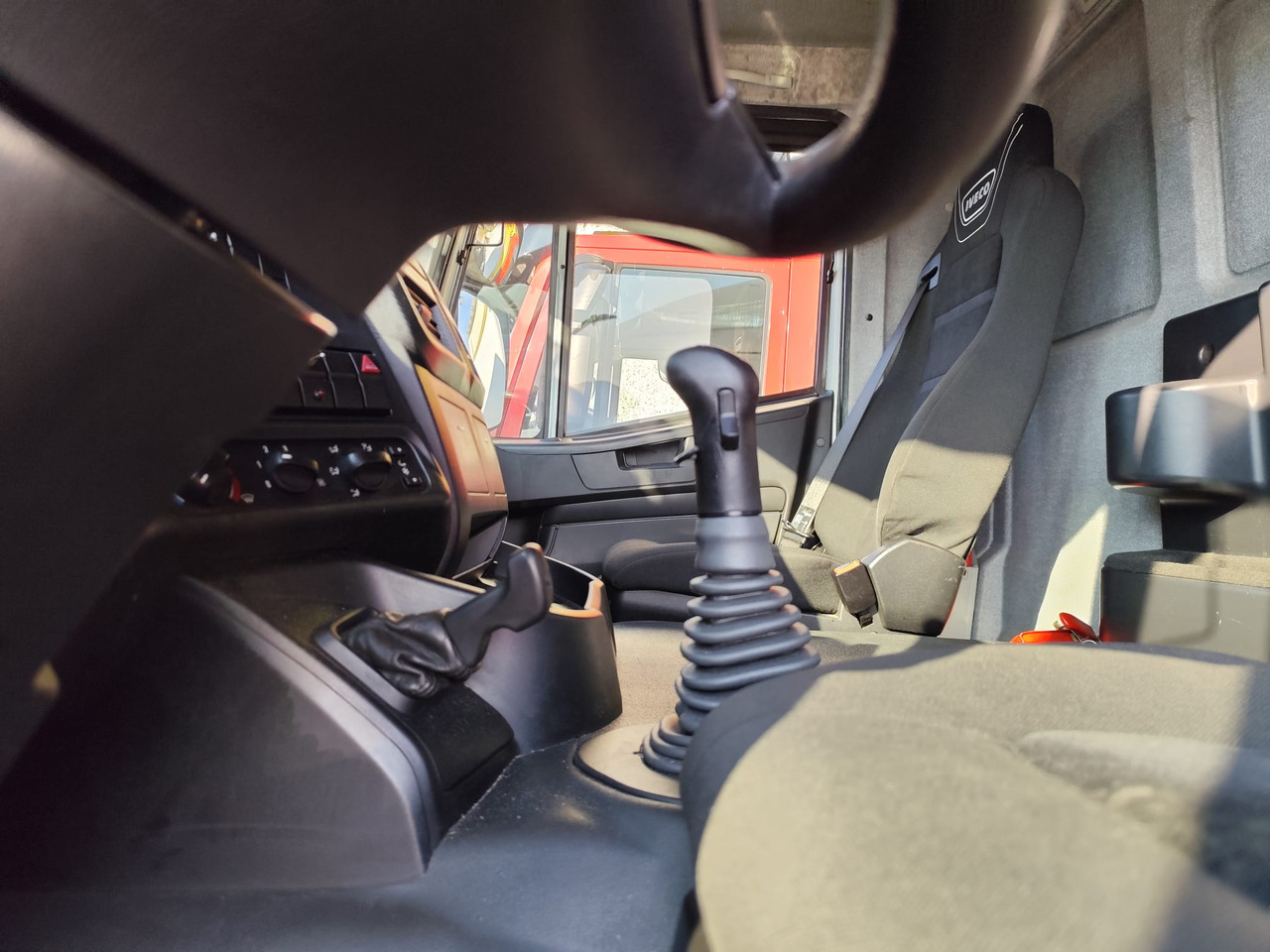 Crédit-bail IVECO STRALIS AD 260S31 XP IVECO STRALIS AD 260S31 XP: photos 7