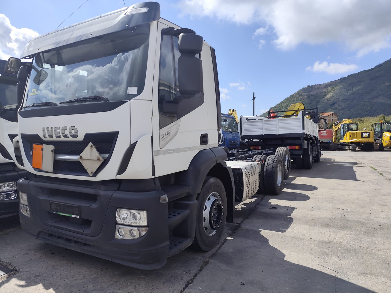IVECO STRALIS AD 260S31 Y/P - Châssis cabine: photos 1 IVECO STRALIS AD 260S31 Y/P - Châssis cabine: photos 1