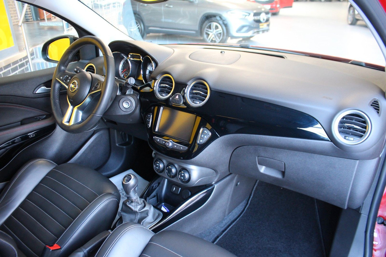Opel Adam S Recaro Nappa Leder Dachspoiler SHZ - Voiture: photos 4 Opel Adam S Recaro Nappa Leder Dachspoiler SHZ - Voiture: photos 4