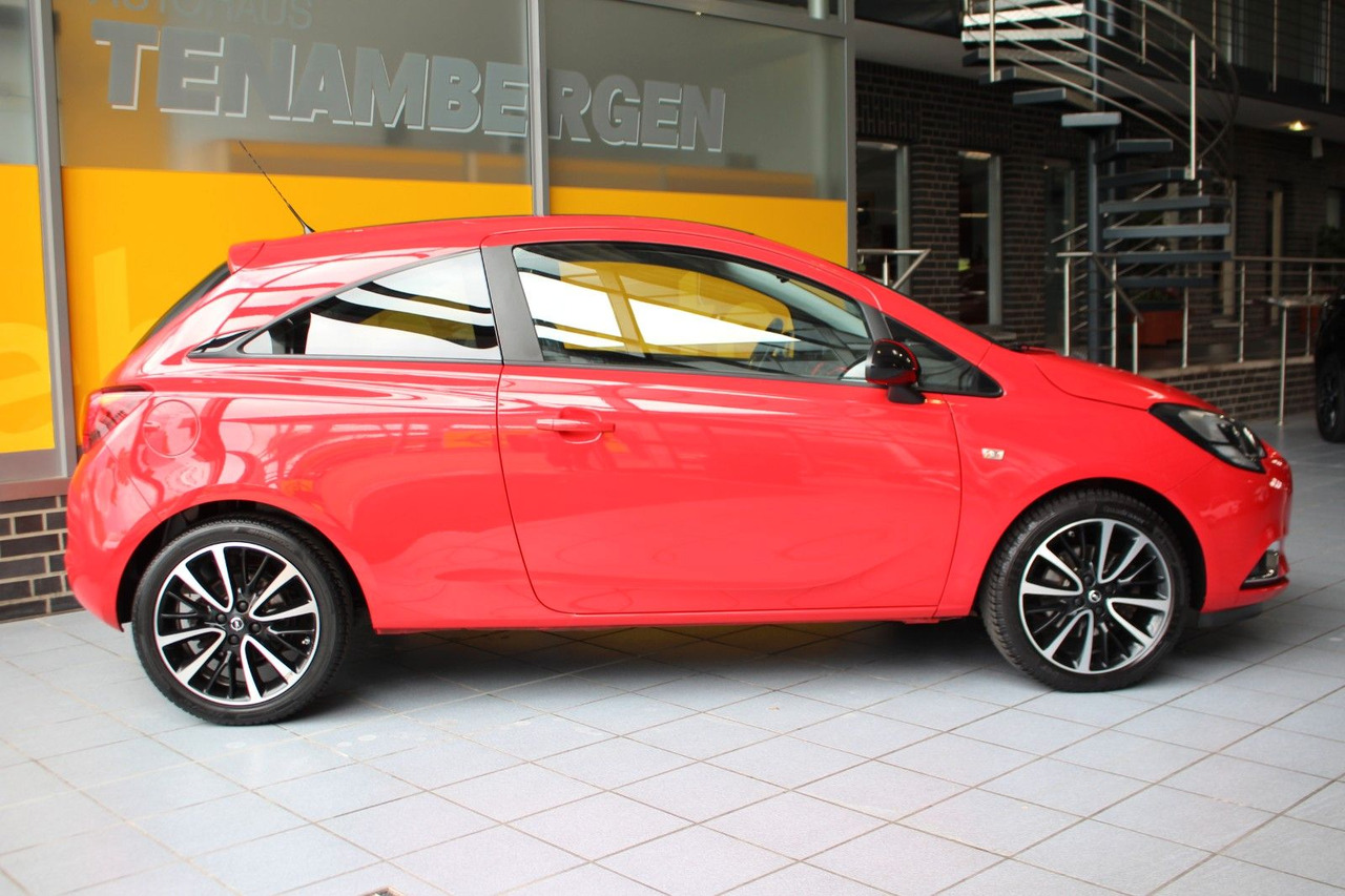 Opel Corsa Color Edition Sitz/Lenkr.heizung Bluetooth - Voiture: photos 3 Opel Corsa Color Edition Sitz/Lenkr.heizung Bluetooth - Voiture: photos 3