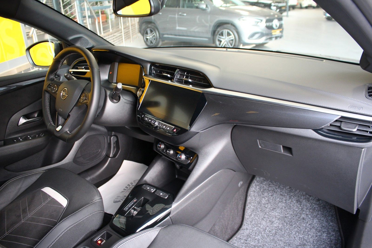 Opel Corsa F e GS IntelliLux Massage Panorama ACC Nav - Voiture: photos 4 Opel Corsa F e GS IntelliLux Massage Panorama ACC Nav - Voiture: photos 4
