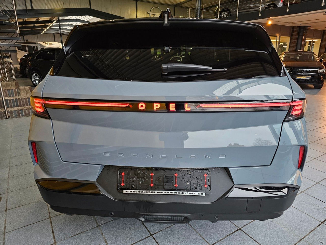 Opel Grandland 1.2 48V Mild-Hybrid 360°Kamera ACC AHK - SUV: photos 5 Opel Grandland 1.2 48V Mild-Hybrid 360°Kamera ACC AHK - SUV: photos 5