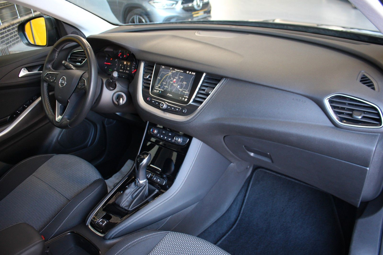 SUV Opel Grandland Edition 1.2 Automatik Navi PDC v+h LED: photos 8