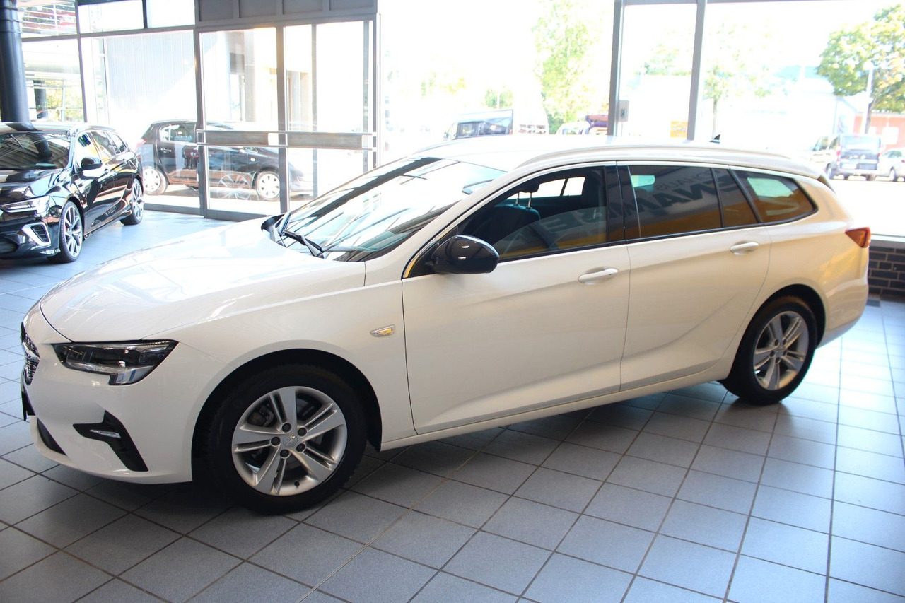 Opel Insignia B ST 2.0 Business Matrix-LED Keyless - Voiture break: photos 5 Opel Insignia B ST 2.0 Business Matrix-LED Keyless - Voiture break: photos 5