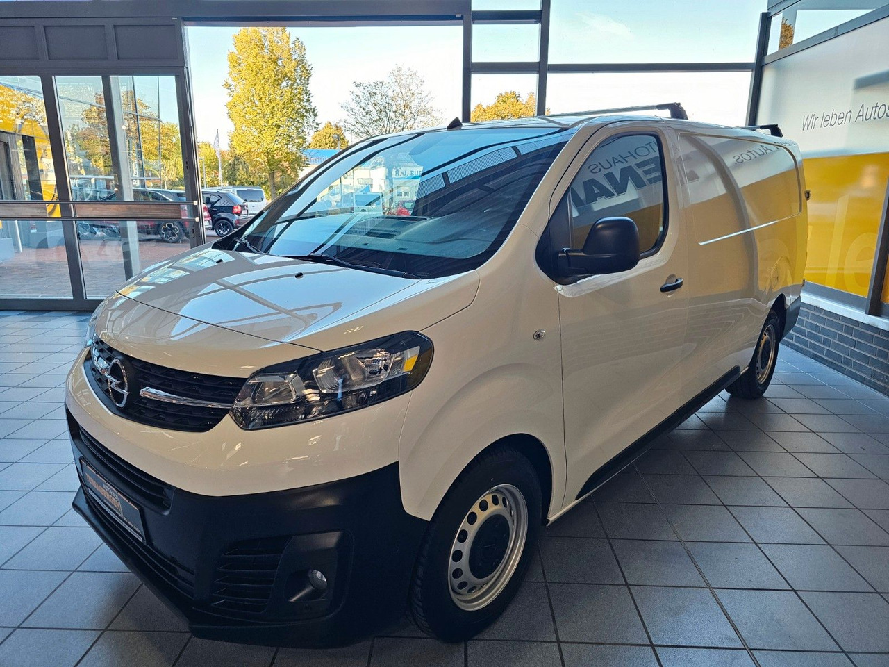 Opel Vivaro Kasten Edition L Sortimo 180°Kamera DAB - Fourgonnette: photos 2 Opel Vivaro Kasten Edition L Sortimo 180°Kamera DAB - Fourgonnette: photos 2