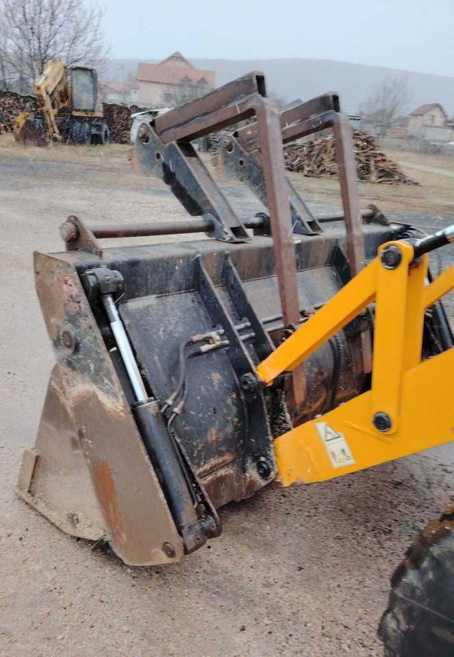 JCB 3CX - Tractopelle: photos 3 JCB 3CX - Tractopelle: photos 3