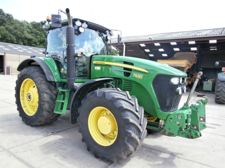 John Deere 7830 TLS - Tracteur agricole: photos 4 John Deere 7830 TLS - Tracteur agricole: photos 4