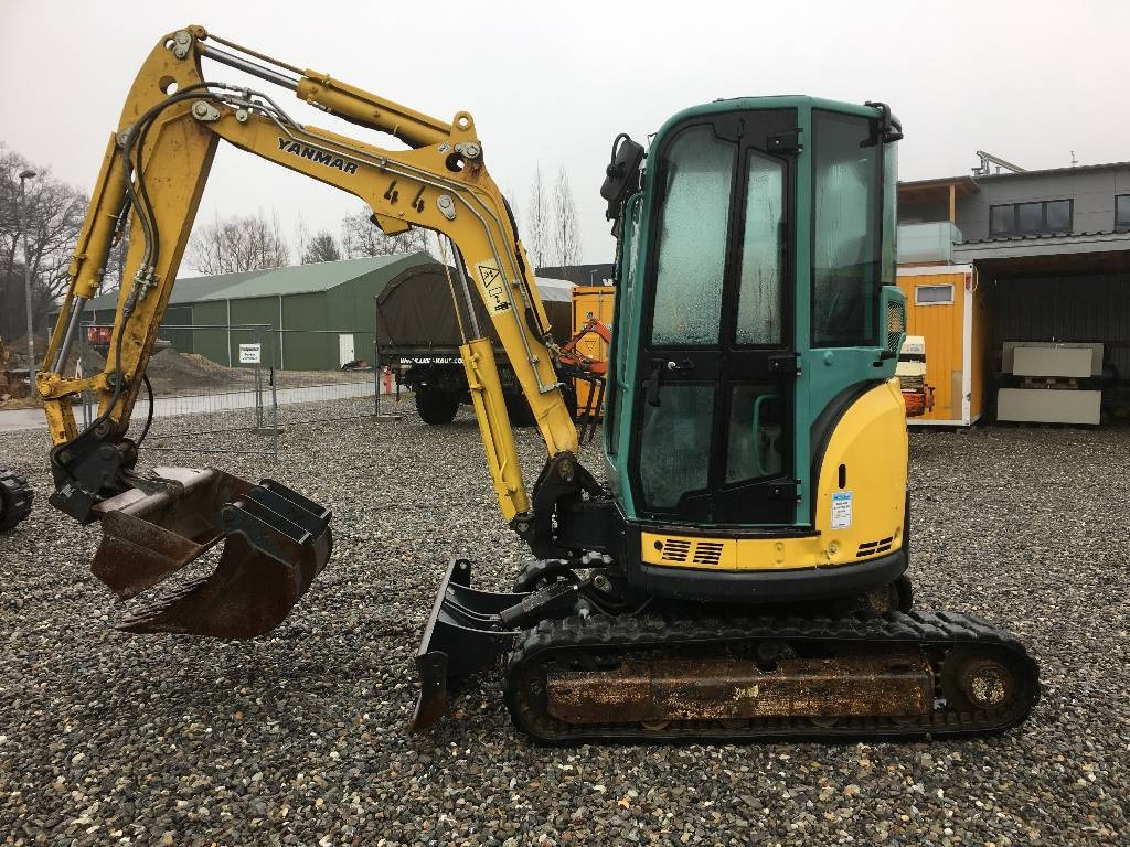 Yanmar Vio 33 U - Mini pelle: photos 1 Yanmar Vio 33 U - Mini pelle: photos 1