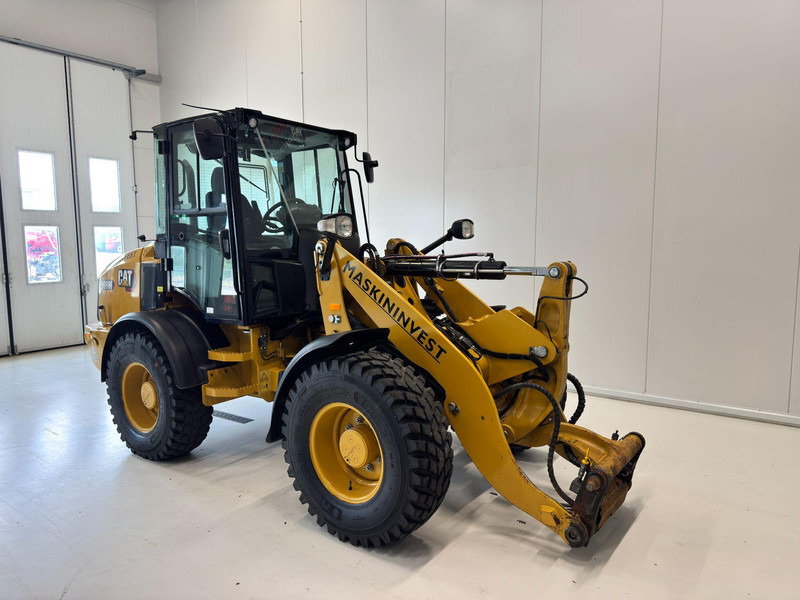 Caterpillar 908 Cat 908 M - Chargeuse sur pneus: photos 5 Caterpillar 908 Cat 908 M - Chargeuse sur pneus: photos 5