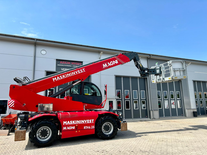 MAGNI RTH 6.25 Magni RTH 6.25 - Chariot télescopique: photos 3 MAGNI RTH 6.25 Magni RTH 6.25 - Chariot télescopique: photos 3