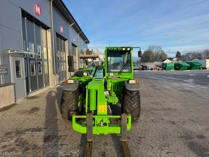 Merlo TF 38.10 Merlo TF 38.10 CS - Chariot télescopique: photos 4 Merlo TF 38.10 Merlo TF 38.10 CS - Chariot télescopique: photos 4