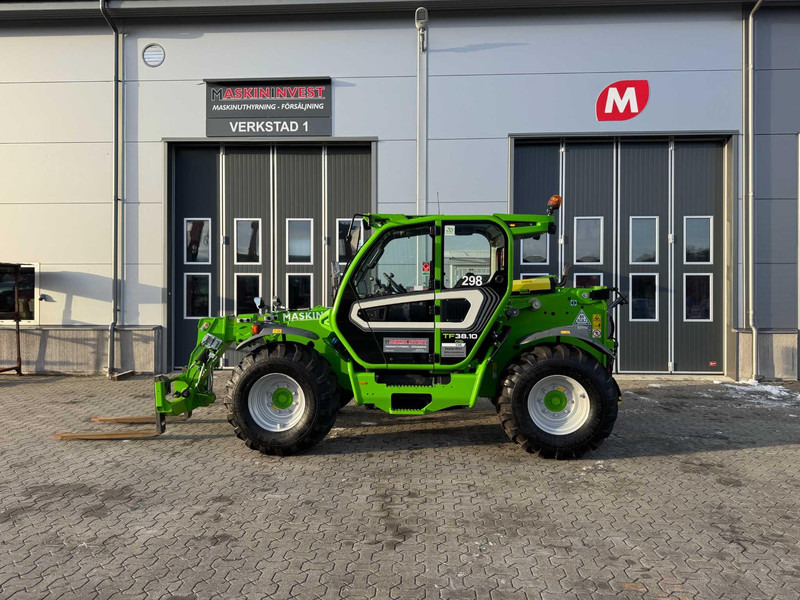 Merlo TF 38.10 Merlo TF 38.10 CS - Chariot télescopique: photos 1 Merlo TF 38.10 Merlo TF 38.10 CS - Chariot télescopique: photos 1
