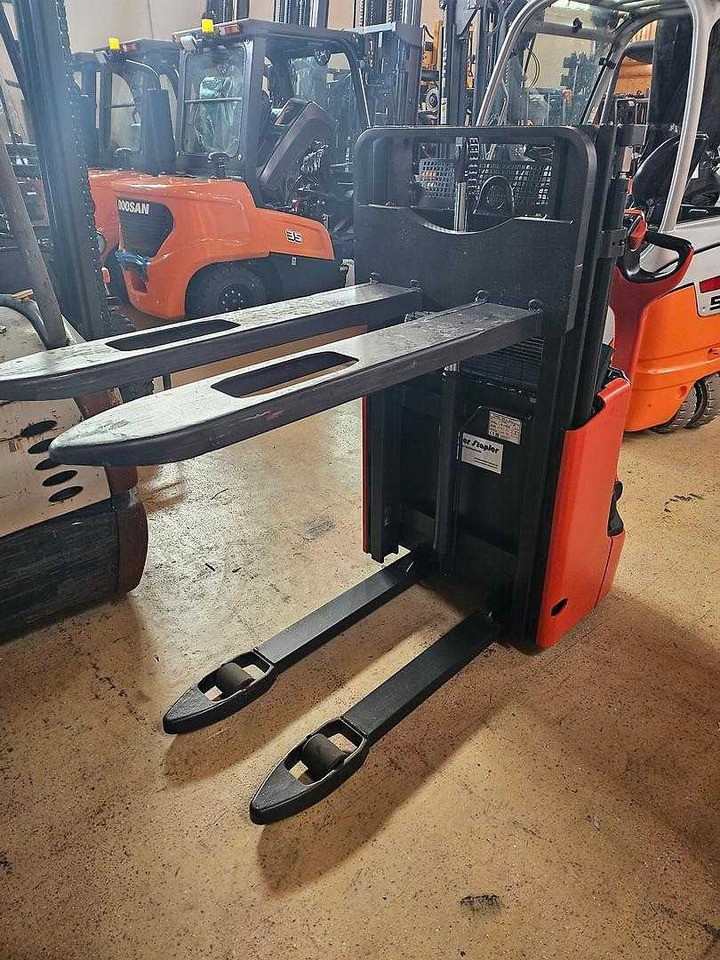 Gerbeur Linde L12: photos 9