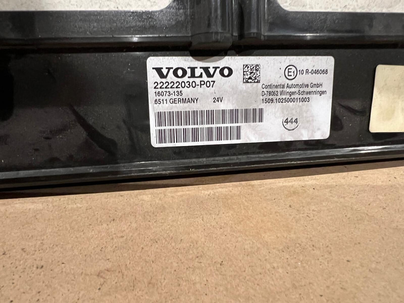 Continental FH4 - Panel de instrumentos: photos 5 Continental FH4 - Panel de instrumentos: photos 5