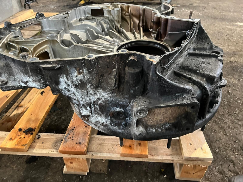 Scania 2429099 - Volant moteur pour Camion: photos 5 Scania 2429099 - Volant moteur pour Camion: photos 5