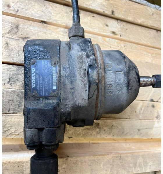 Volvo B12 - Moteur hydraulique: photos 2 Volvo B12 - Moteur hydraulique: photos 2