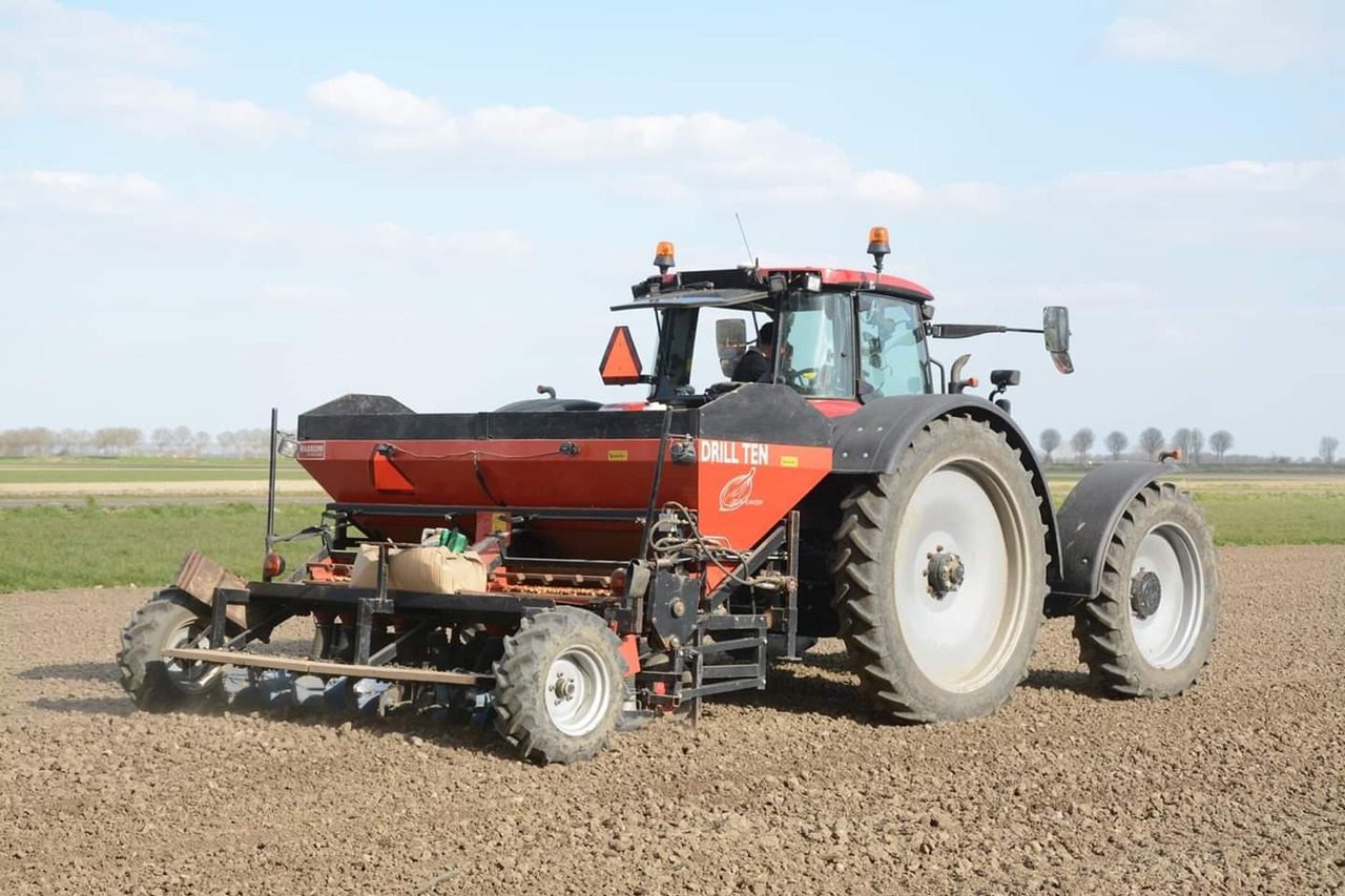 Case/New Holland tillage wheel/polishing wheel - Jante pour Machine agricole: photos 3 Case/New Holland tillage wheel/polishing wheel - Jante pour Machine agricole: photos 3