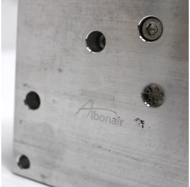 Volvo FH/FM AdBlue Pomp 21679299 | 7421892627 | 23387854 Nieuw - Préparation du carburant pour Camion: photos 3 Volvo FH/FM AdBlue Pomp 21679299 | 7421892627 | 23387854 Nieuw - Préparation du carburant pour Camion: photos 3