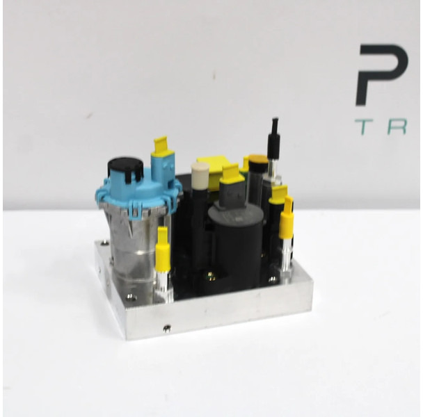 Volvo FH/FM AdBlue Pomp 21679299 | 7421892627 | 23387854 Nieuw - Préparation du carburant pour Camion: photos 1 Volvo FH/FM AdBlue Pomp 21679299 | 7421892627 | 23387854 Nieuw - Préparation du carburant pour Camion: photos 1