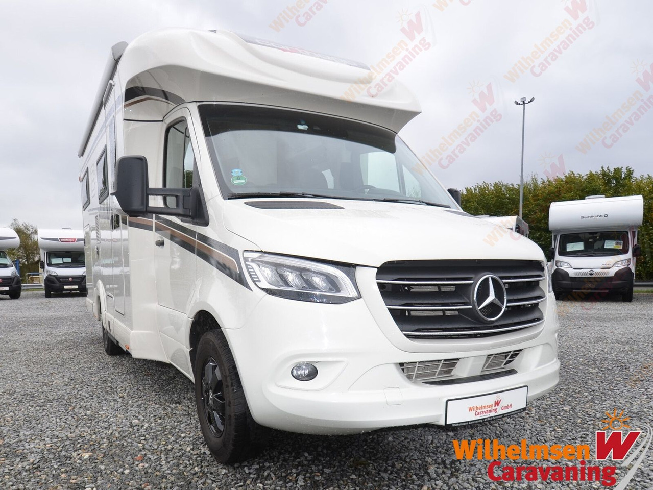 Carthago c-tourer T 143 LE Skyview*Lithium* Automatik* MB - Camping-car profilé: photos 1 Carthago c-tourer T 143 LE Skyview*Lithium* Automatik* MB - Camping-car profilé: photos 1