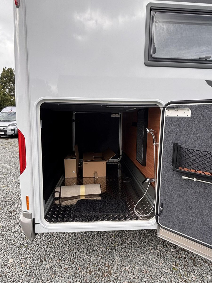 Carthago chic c-line I 5.0 QB *Mercedes*MJ25*Alde*Sky*TV* - Camping-car intégral: photos 4 Carthago chic c-line I 5.0 QB *Mercedes*MJ25*Alde*Sky*TV* - Camping-car intégral: photos 4