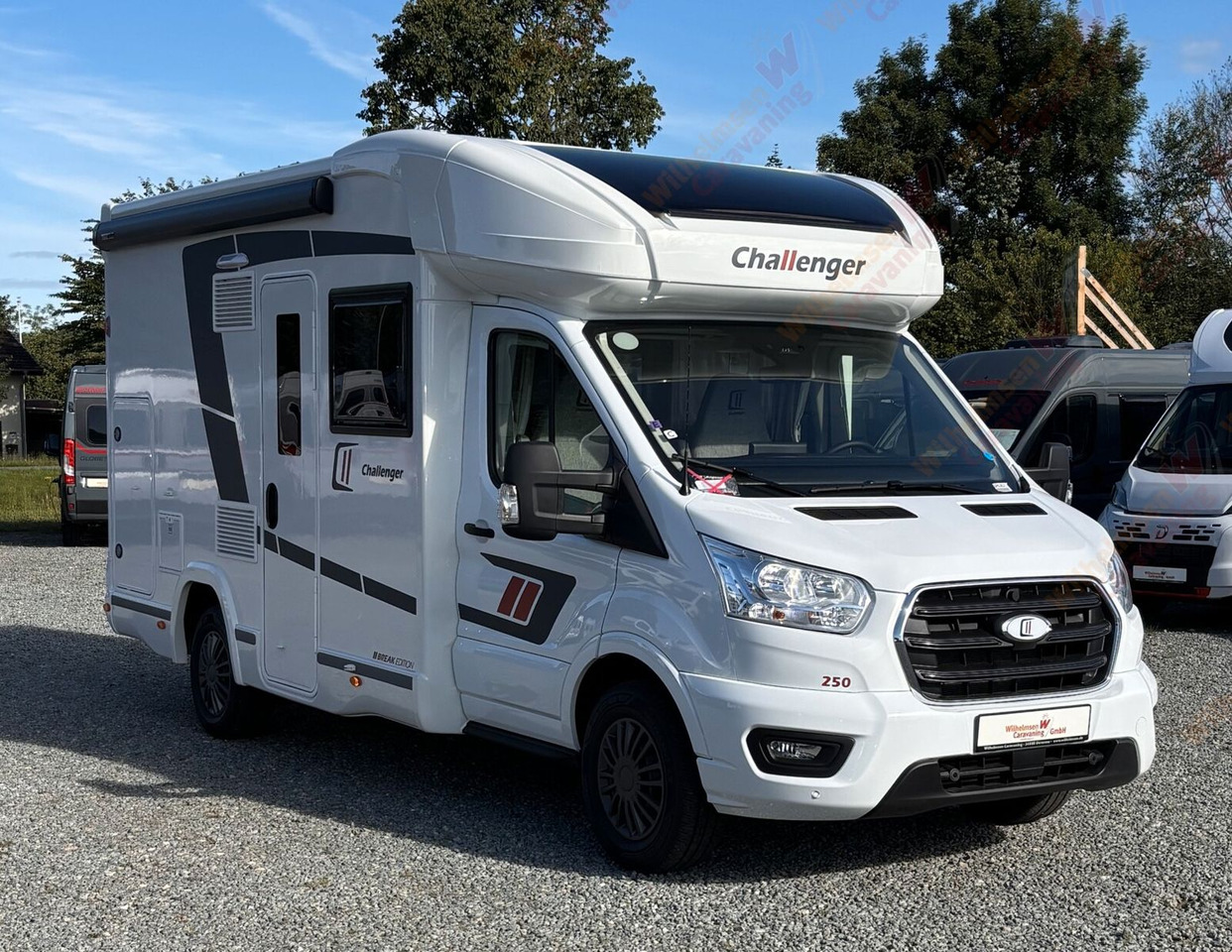Challenger Teilintegriert Break Edition 250 *Automat.*AHK* - Camping-car profilé: photos 1 Challenger Teilintegriert Break Edition 250 *Automat.*AHK* - Camping-car profilé: photos 1