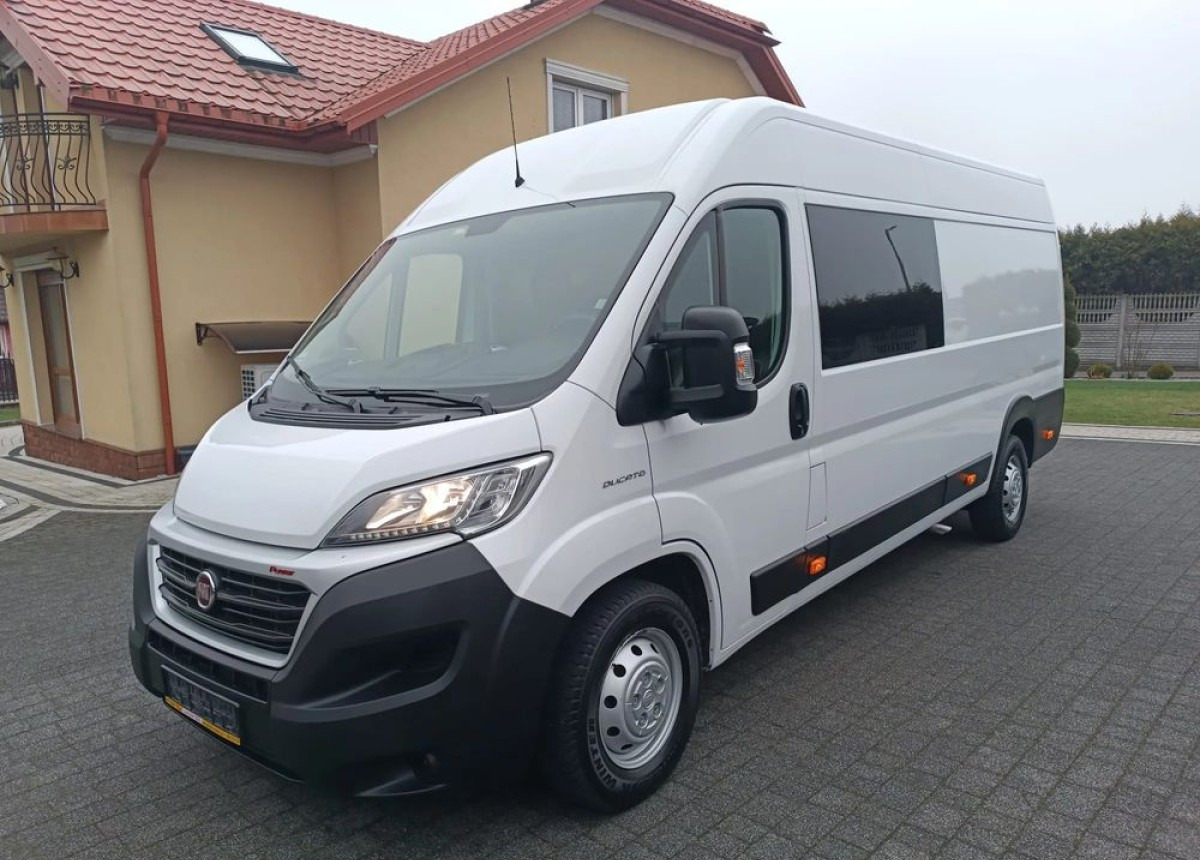 Crédit-bail Fiat Ducato Max Brygadowy 7-osobowy 2.3 180ps. Fiat Ducato Max Brygadowy 7-osobowy 2.3 180ps.: photos 9