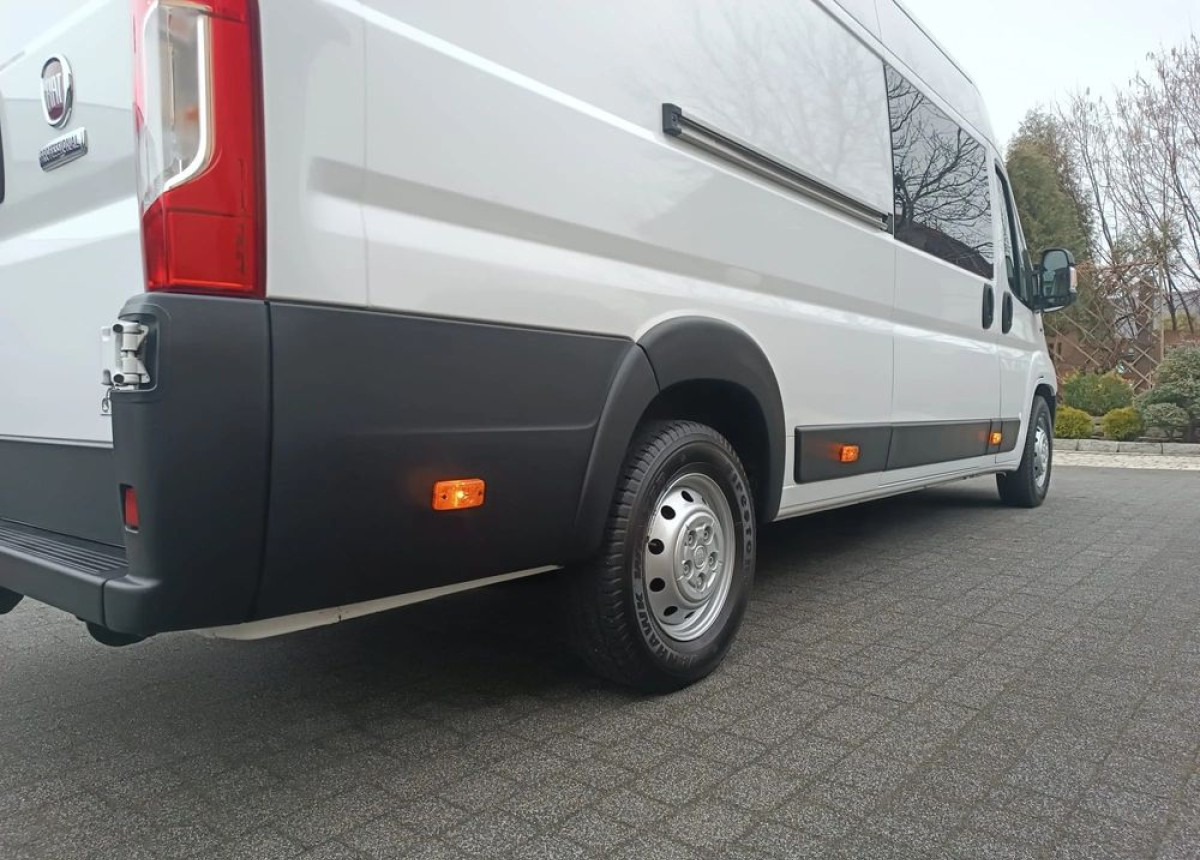 Fiat Ducato Max Brygadowy 7-osobowy 2.3 180ps. - Utilitaire double cabine: photos 5 Fiat Ducato Max Brygadowy 7-osobowy 2.3 180ps. - Utilitaire double cabine: photos 5