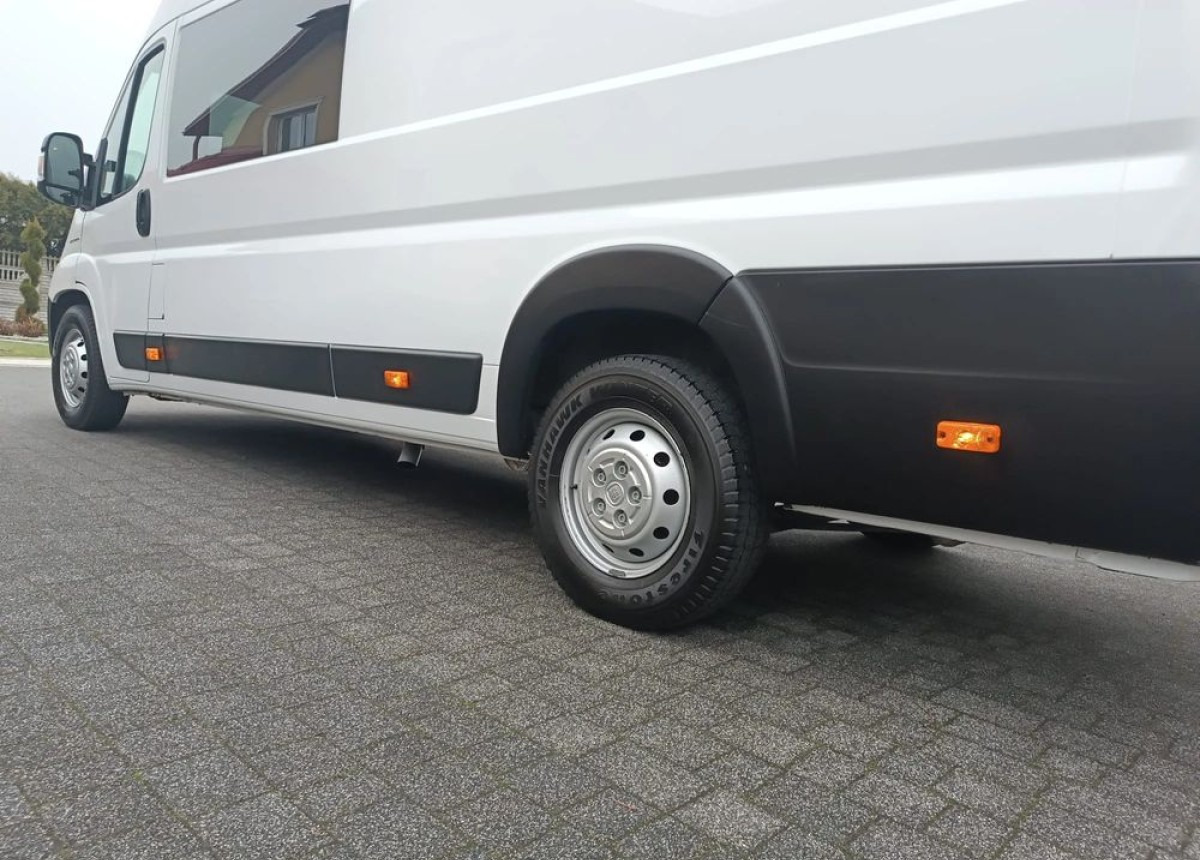Crédit-bail Fiat Ducato Max Brygadowy 7-osobowy 2.3 180ps. Fiat Ducato Max Brygadowy 7-osobowy 2.3 180ps.: photos 12