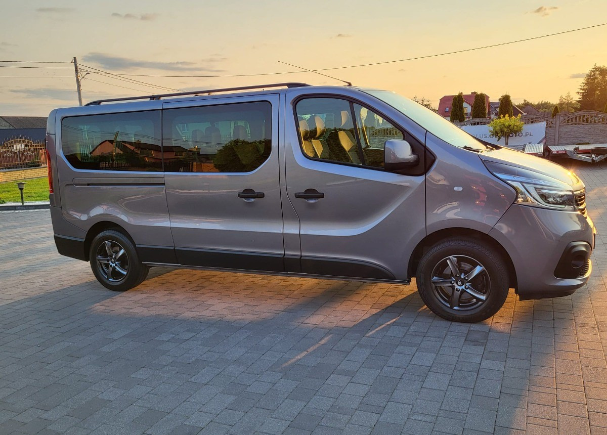 Renault Trafic Long 9-osobowy 2.0 150ps. - Utilitaire double cabine: photos 3 Renault Trafic Long 9-osobowy 2.0 150ps. - Utilitaire double cabine: photos 3