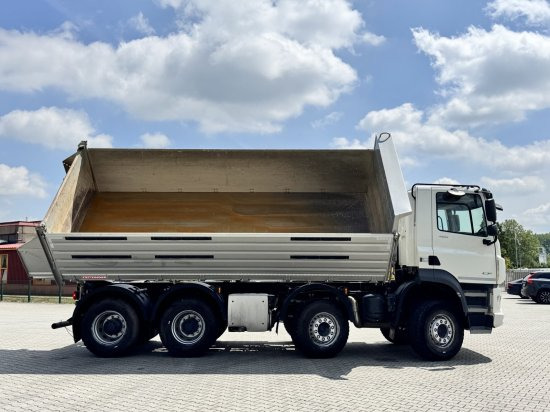 DAF CF 480 FAG Kipper 8x4 MX-13 355H3 - Camion benne: photos 2 DAF CF 480 FAG Kipper 8x4 MX-13 355H3 - Camion benne: photos 2