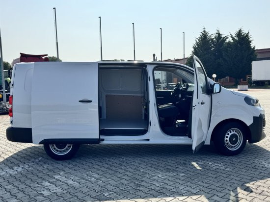 Fiat Scudo (L2) M BlueDHi 120 6-Gang inkl. NOVA - Fourgon utilitaire: photos 5 Fiat Scudo (L2) M BlueDHi 120 6-Gang inkl. NOVA - Fourgon utilitaire: photos 5