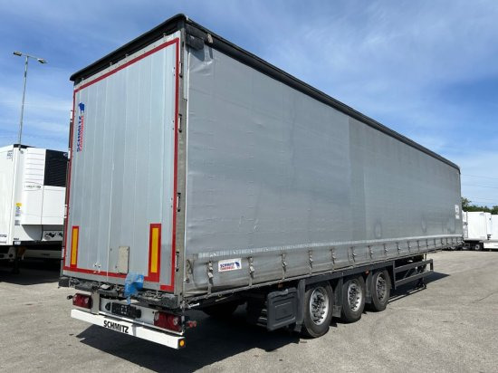 Schmitz SCB S3T, Varios, Curtainsider, Edscha-Verdeck - Semi-remorque rideaux coulissants: photos 5 Schmitz SCB S3T, Varios, Curtainsider, Edscha-Verdeck - Semi-remorque rideaux coulissants: photos 5