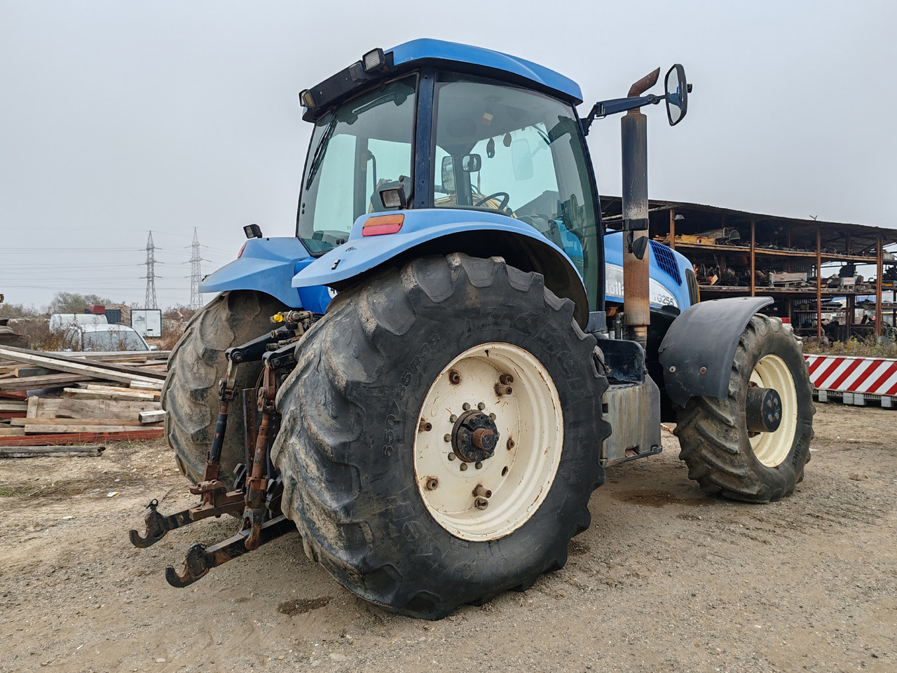 New Holland TG 255 - Tracteur agricole: photos 4 New Holland TG 255 - Tracteur agricole: photos 4