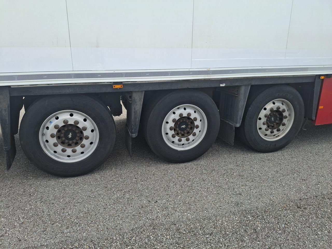 Shmitz - Semi-remorque: photos 3 Shmitz - Semi-remorque: photos 3