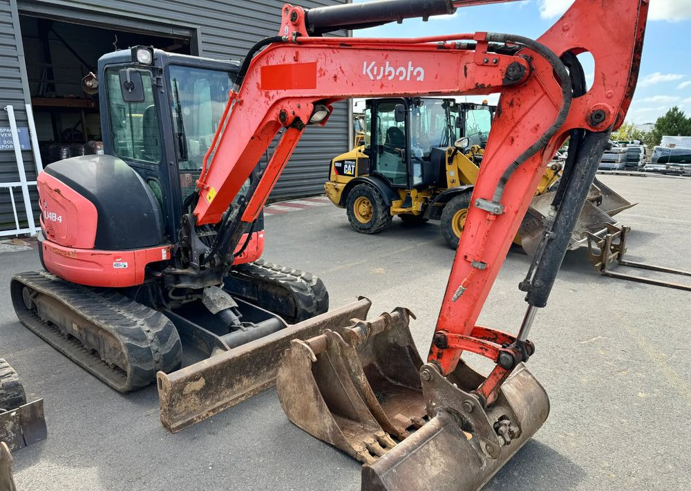 Kubota U48-4 - Pelle sur chenille: photos 2 Kubota U48-4 - Pelle sur chenille: photos 2