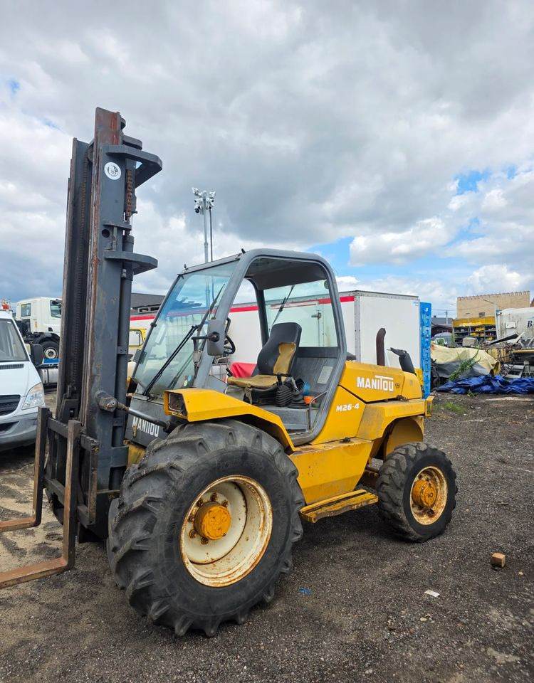 Manitou M26.4 Terenowy 4x4 5,5m - Chariot tout terrain: photos 3 Manitou M26.4 Terenowy 4x4 5,5m - Chariot tout terrain: photos 3