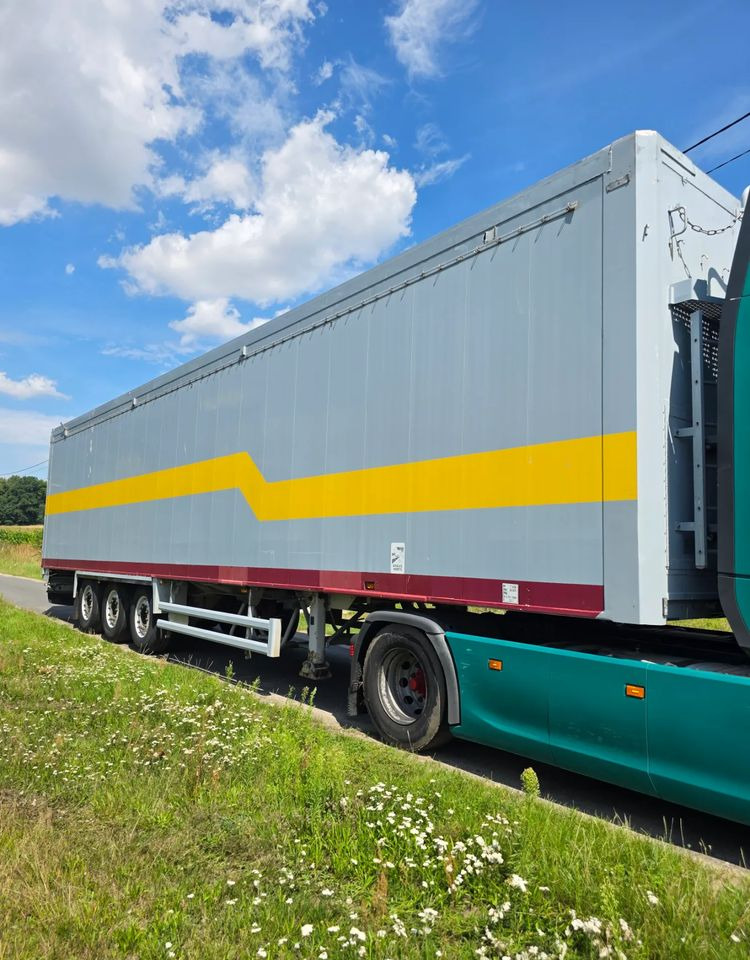 Stas S3-SZ334V - Semi-remorque à fond mouvant: photos 2 Stas S3-SZ334V - Semi-remorque à fond mouvant: photos 2